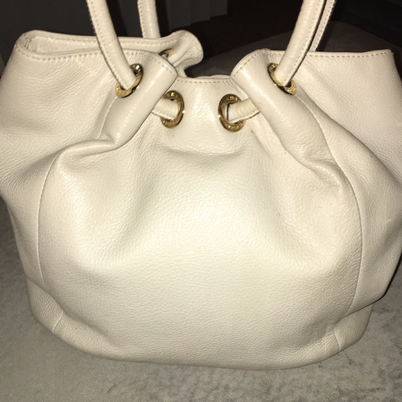 Michael Kors Cream Hobo Bag - Picture 3 of 4